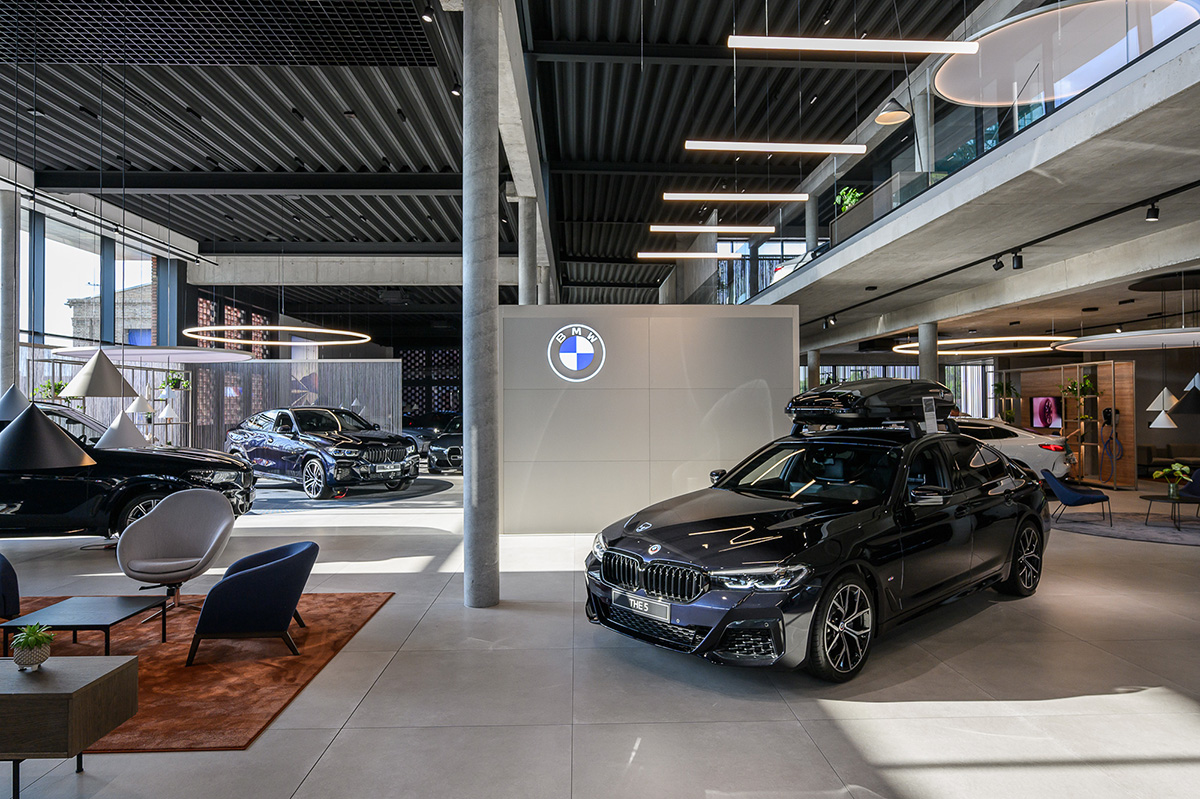 ŷıչBMW Gazda Groupά