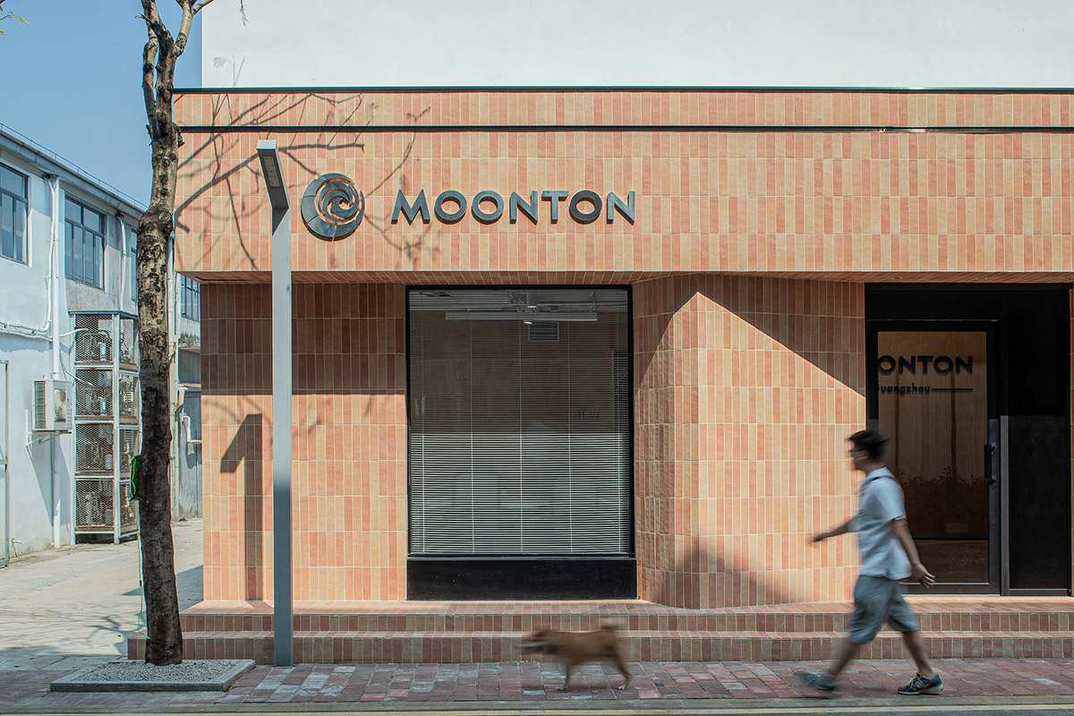 MOONTONͫݰ칫ռ䣺칫